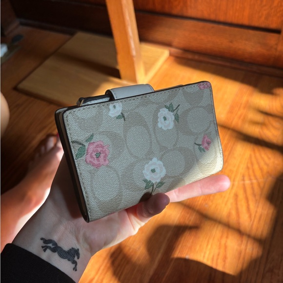 Coach Tan and Pink Floral Wallet - Picture 2 of 10